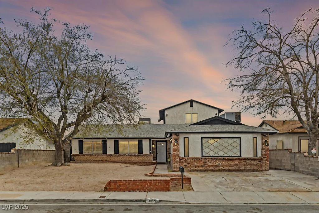 4155 Comb, Las Vegas, NV 89104