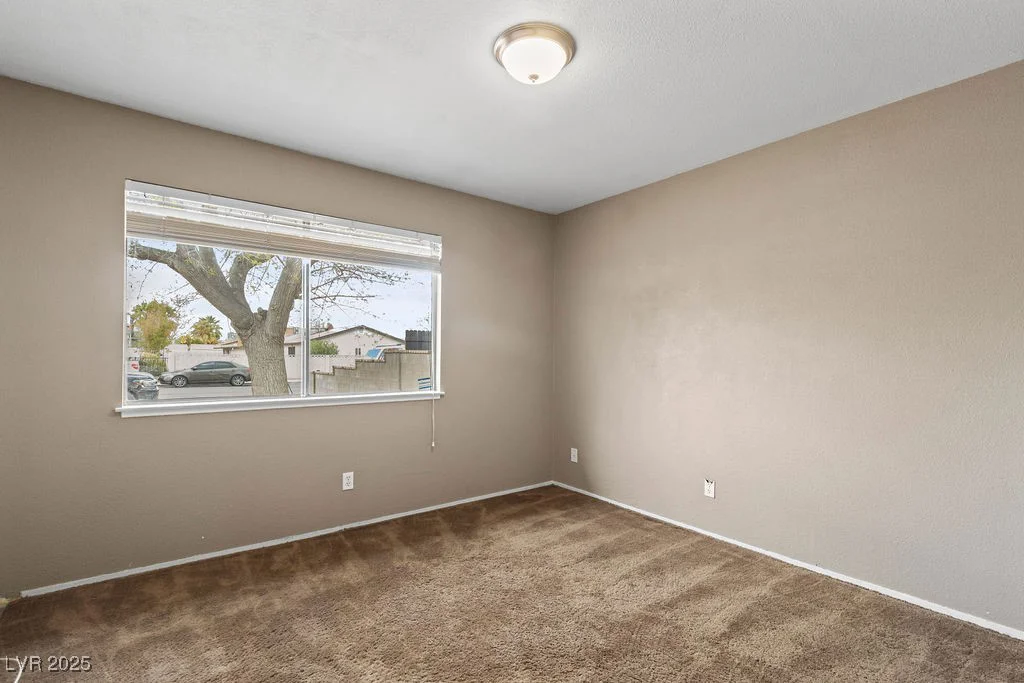 4155 Comb, Las Vegas, NV 89104