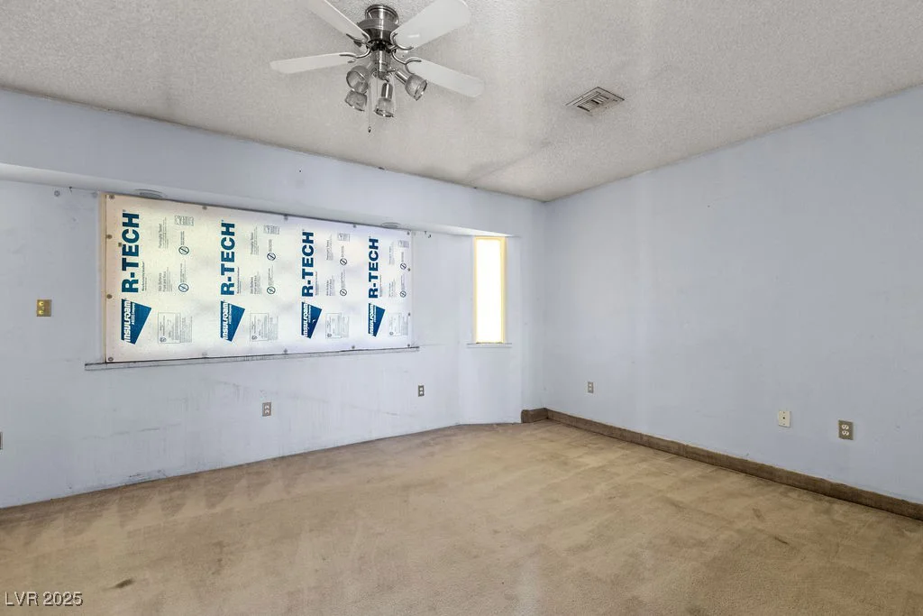 4155 Comb, Las Vegas, NV 89104