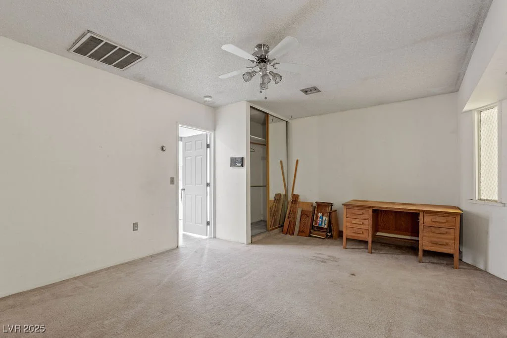 4155 Comb, Las Vegas, NV 89104