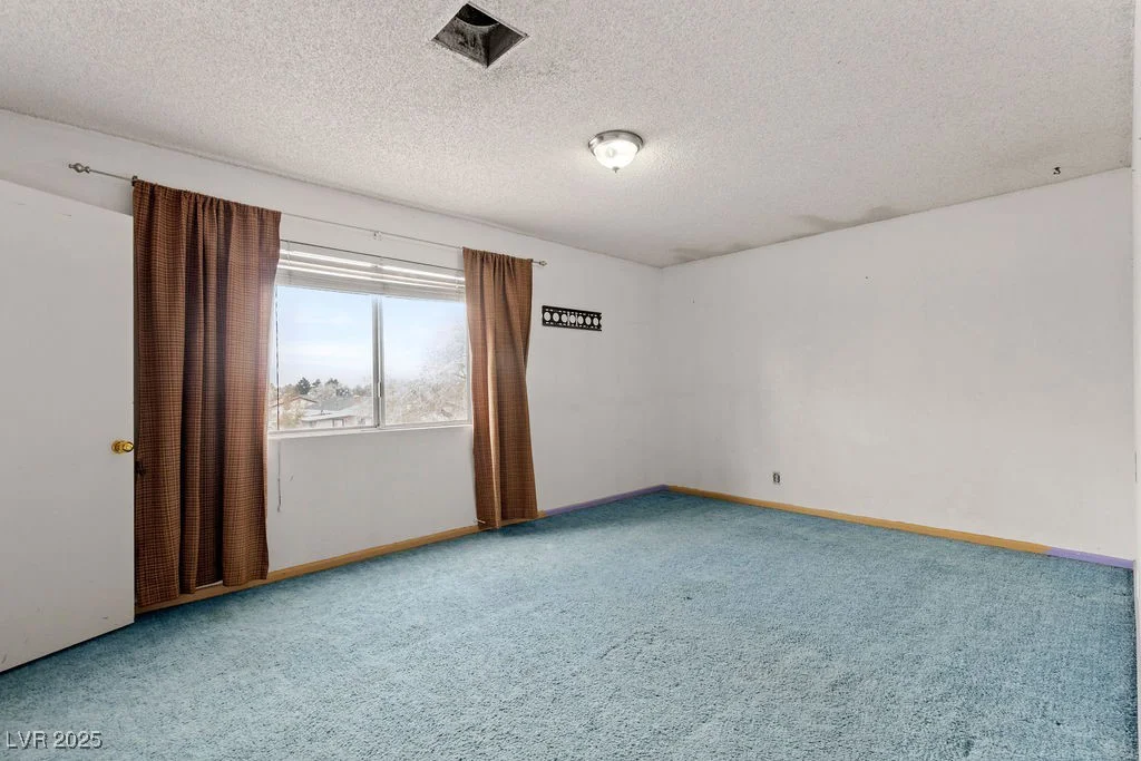 4155 Comb, Las Vegas, NV 89104