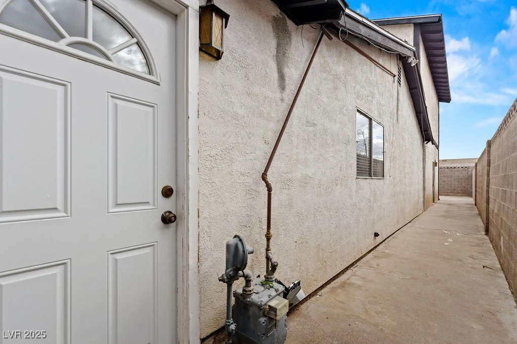 4155 Comb, Las Vegas, NV 89104