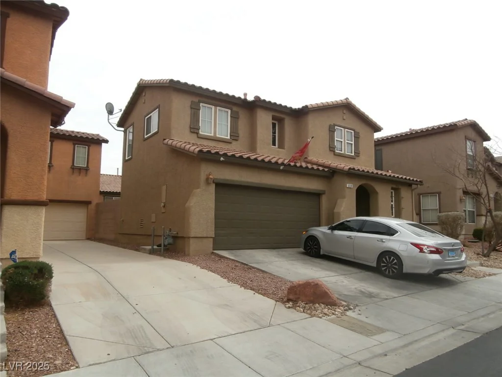 668 Moonlight Stroll, Henderson, NV 89002