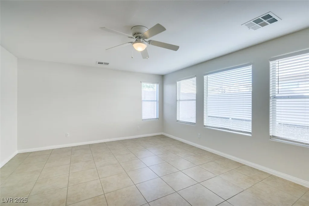 9092 Sosa Creek, Las Vegas, NV 89149
