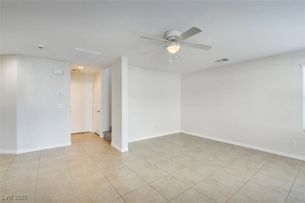9092 Sosa Creek, Las Vegas, NV 89149