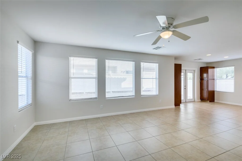 9092 Sosa Creek, Las Vegas, NV 89149