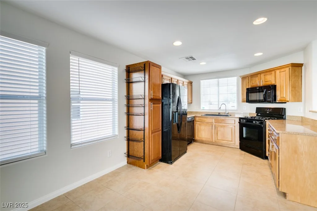 9092 Sosa Creek, Las Vegas, NV 89149
