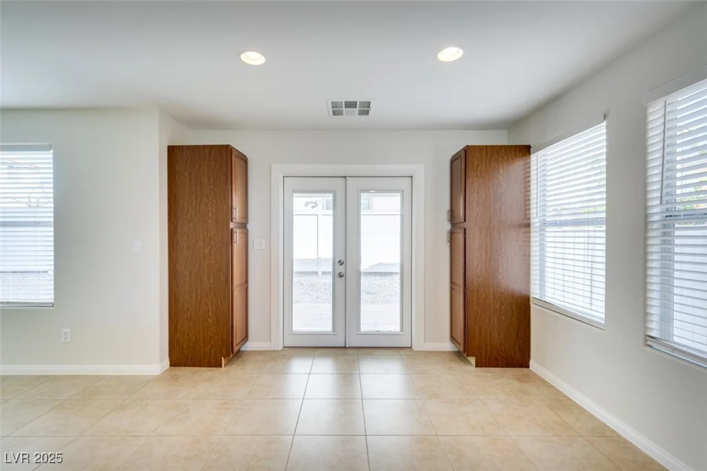 9092 Sosa Creek, Las Vegas, NV 89149