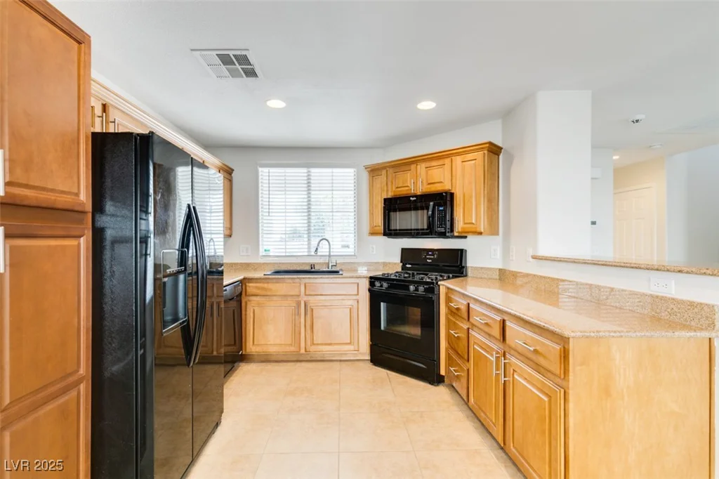 9092 Sosa Creek, Las Vegas, NV 89149