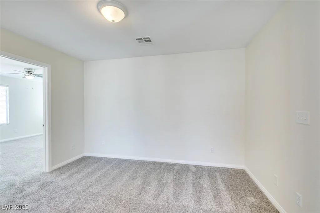 9092 Sosa Creek, Las Vegas, NV 89149