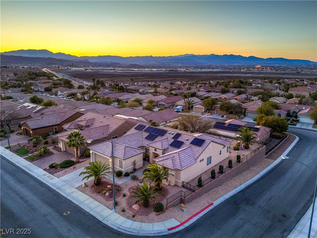 3002 Hickory Valley, Henderson, NV 89052