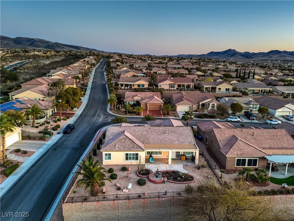 3002 Hickory Valley, Henderson, NV 89052