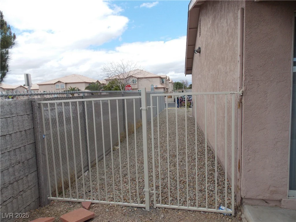 4601 Diamond Head, Las Vegas, NV 89110
