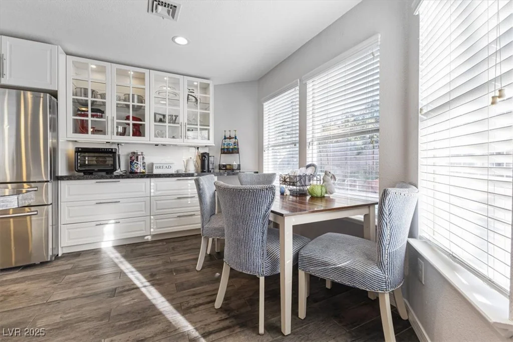 8433 Honeywood, Las Vegas, NV 89128