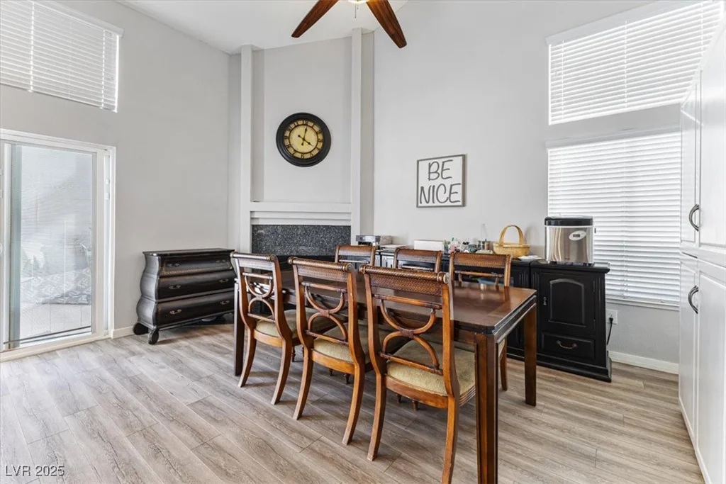 8433 Honeywood, Las Vegas, NV 89128