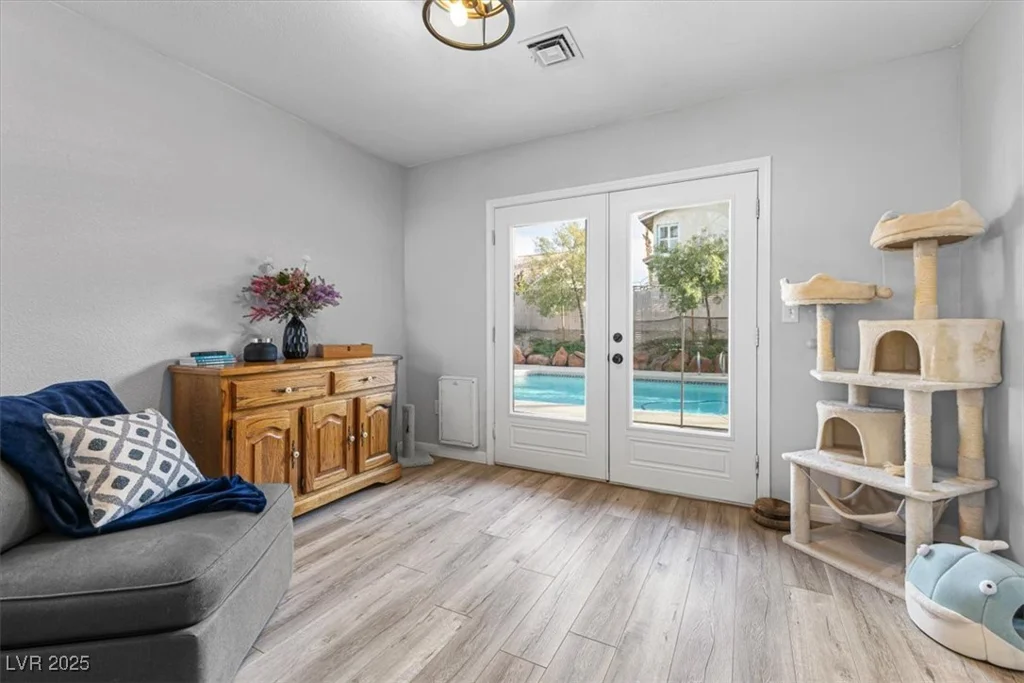 8433 Honeywood, Las Vegas, NV 89128