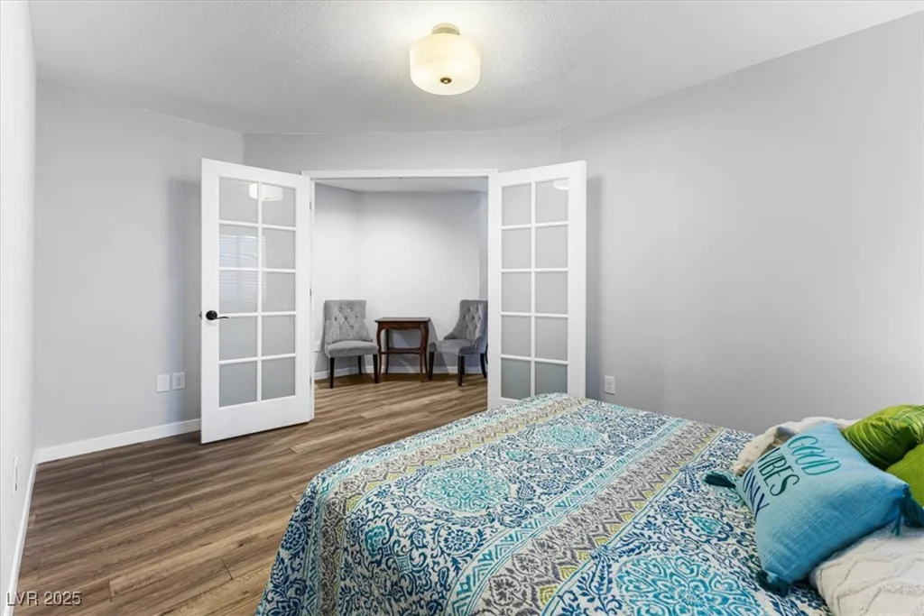 8433 Honeywood, Las Vegas, NV 89128