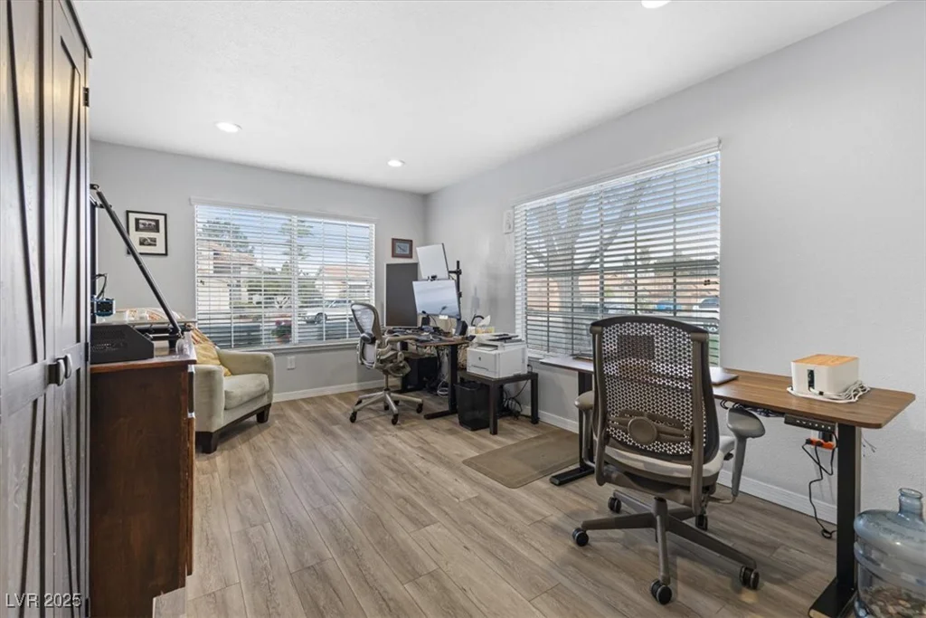 8433 Honeywood, Las Vegas, NV 89128