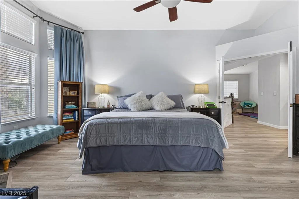 8433 Honeywood, Las Vegas, NV 89128