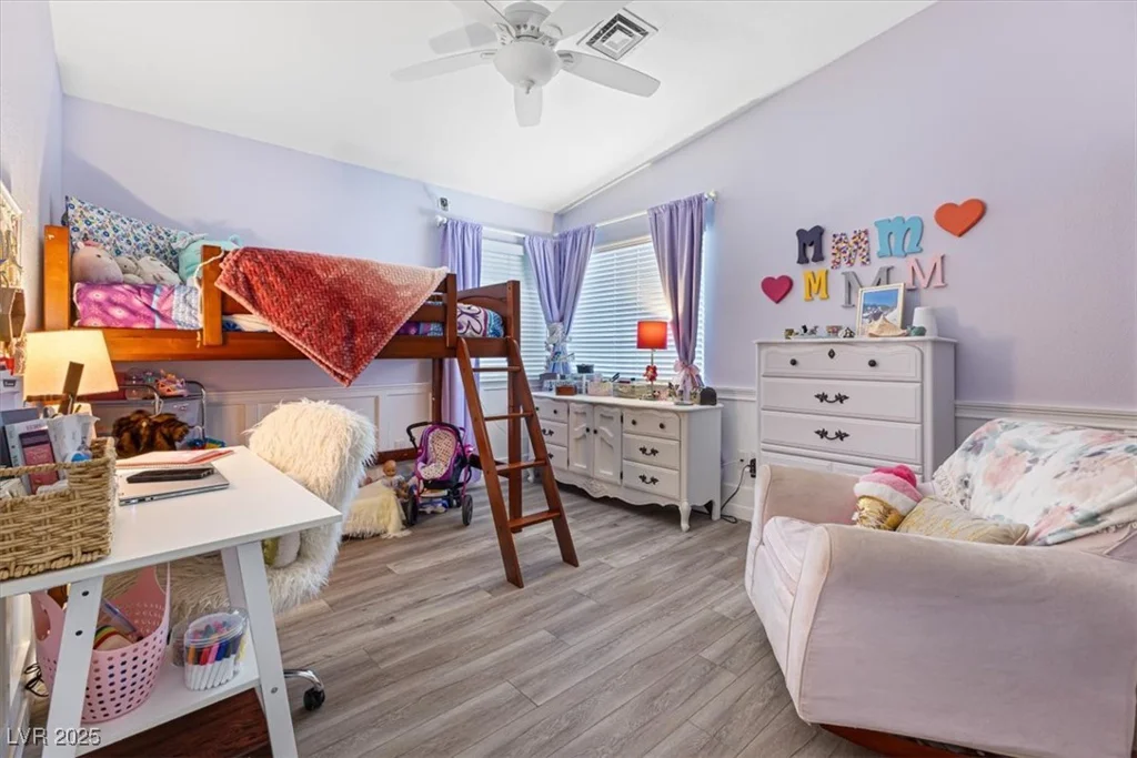 8433 Honeywood, Las Vegas, NV 89128
