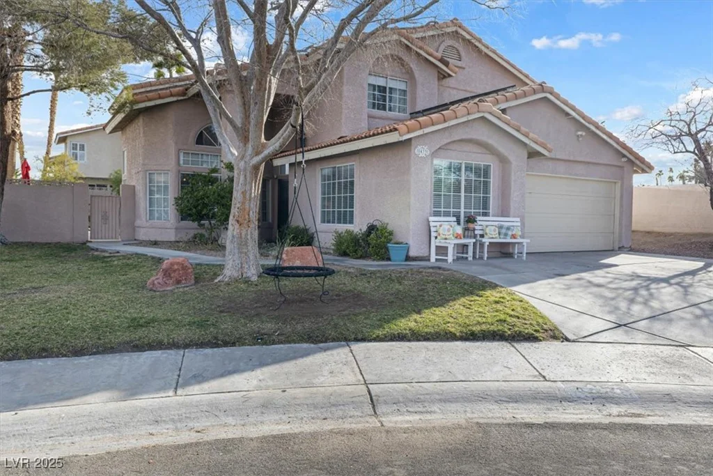 8433 Honeywood, Las Vegas, NV 89128
