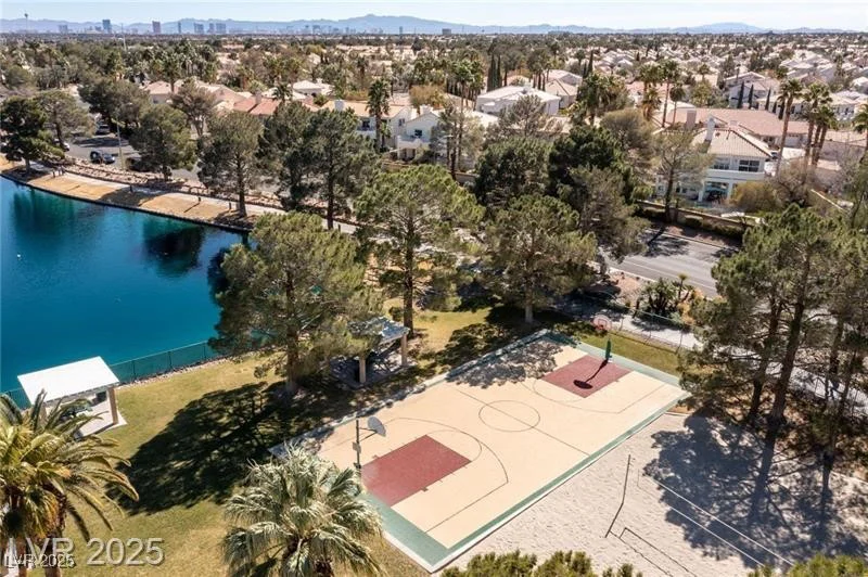 8433 Honeywood, Las Vegas, NV 89128