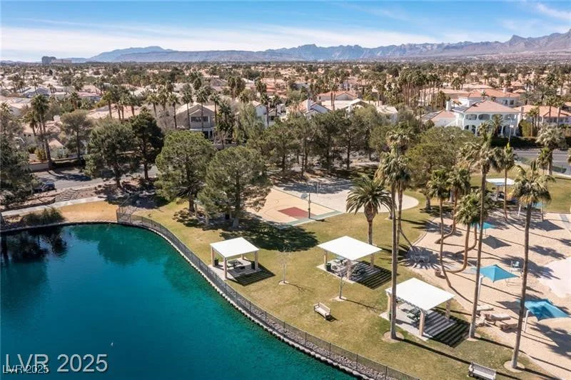 8433 Honeywood, Las Vegas, NV 89128