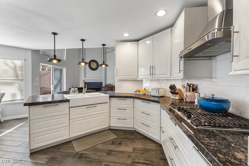 8433 Honeywood, Las Vegas, NV 89128