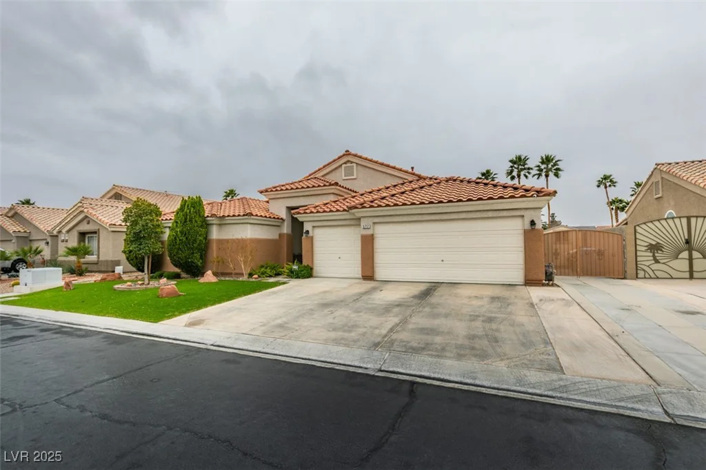 5717 Calm Lagoon, Las Vegas, NV 89130