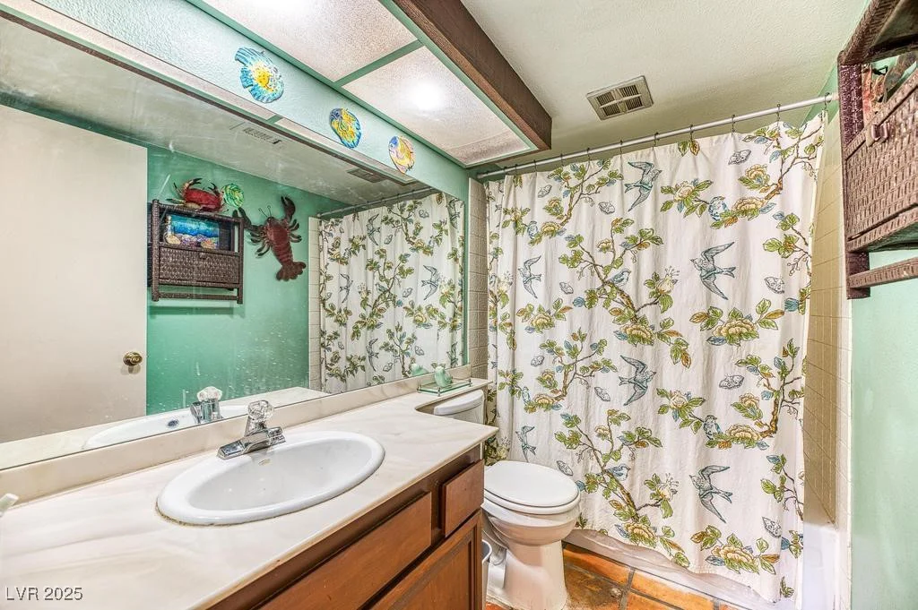 4730 Mountain Valley, Las Vegas, NV 89121