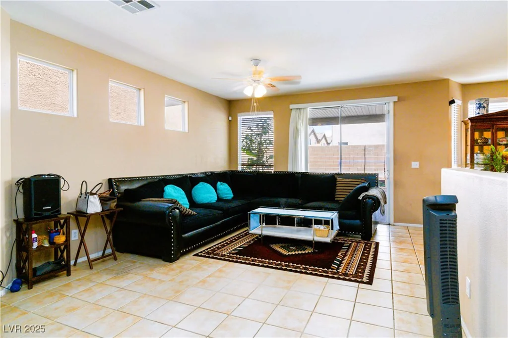 5040 Copperlyn, Las Vegas, NV 89122