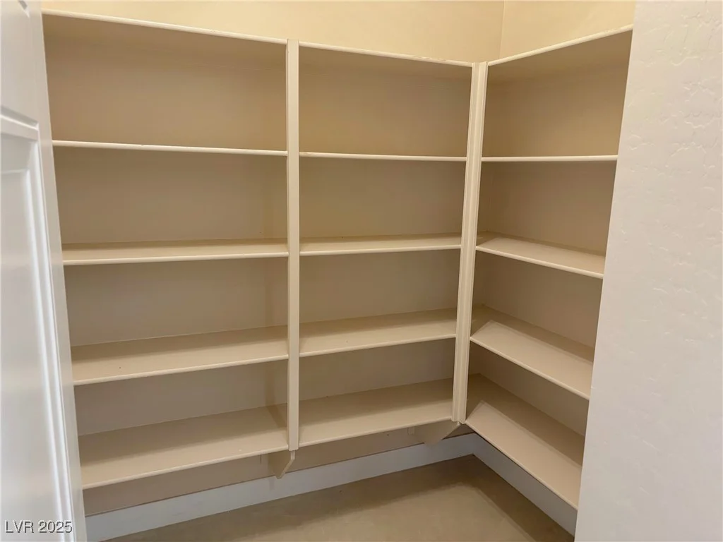5477 Meranto, Las Vegas, NV 89139