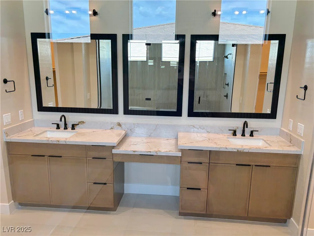 5477 Meranto, Las Vegas, NV 89139
