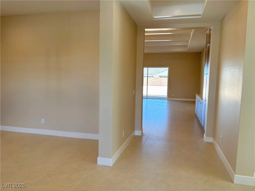 5477 Meranto, Las Vegas, NV 89139