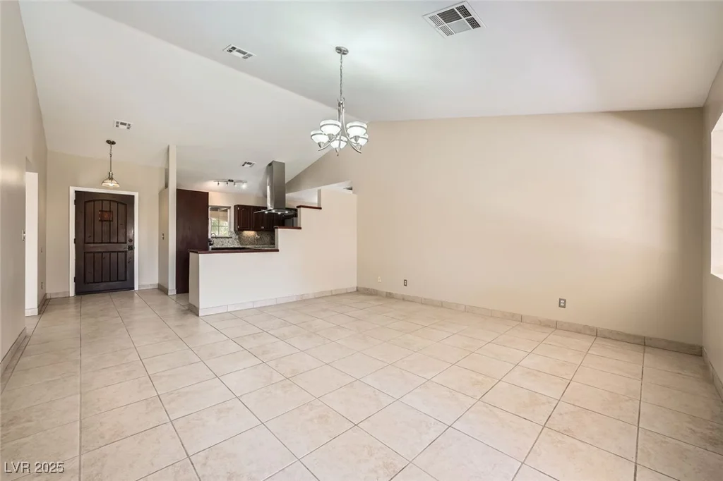 6151 Whispering Sands, Las Vegas, NV 89131