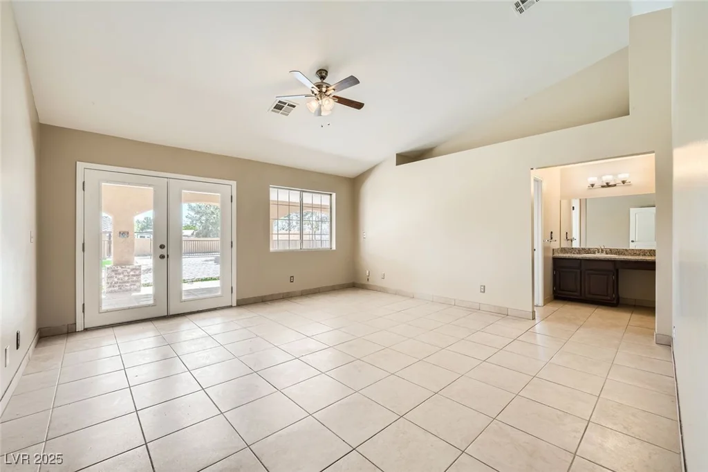 6151 Whispering Sands, Las Vegas, NV 89131