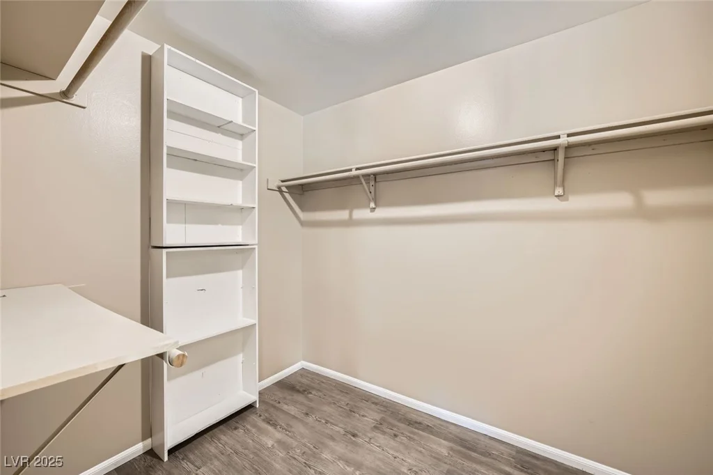 6151 Whispering Sands, Las Vegas, NV 89131
