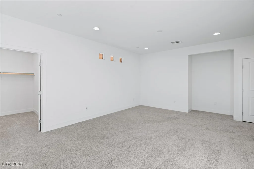 1005 Warsaw, Henderson, NV 89015