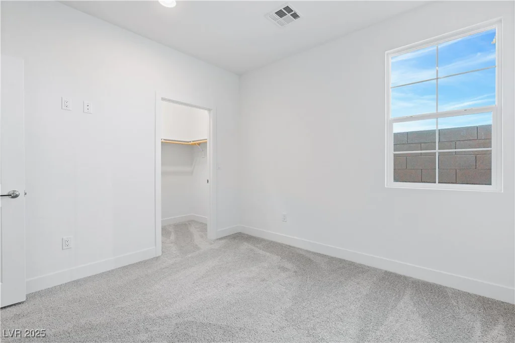 1005 Warsaw, Henderson, NV 89015
