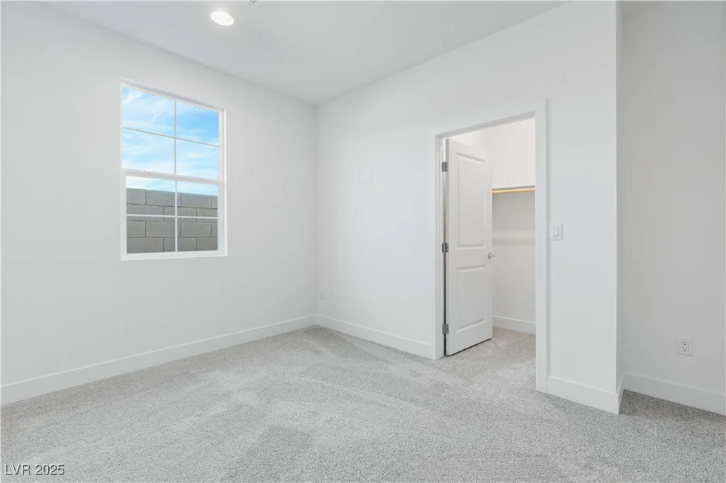 1005 Warsaw, Henderson, NV 89015