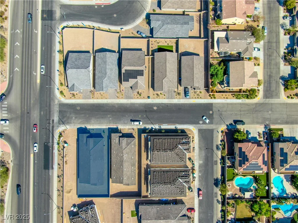1005 Warsaw, Henderson, NV 89015