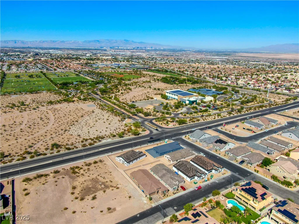 1005 Warsaw, Henderson, NV 89015