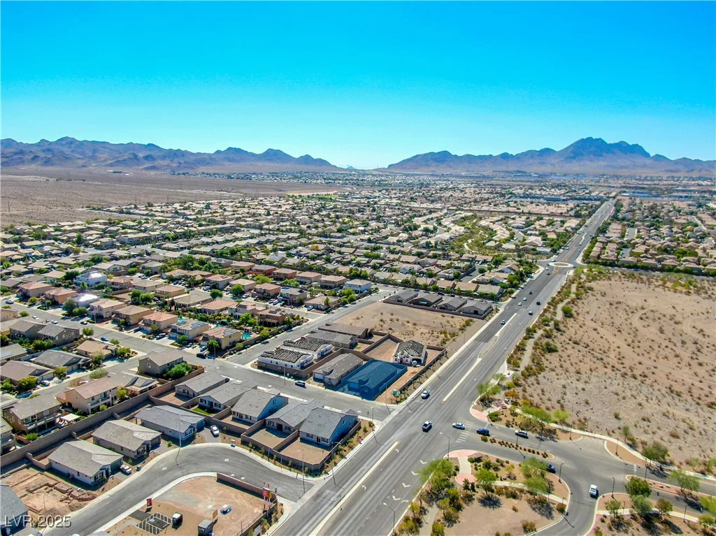 1005 Warsaw, Henderson, NV 89015
