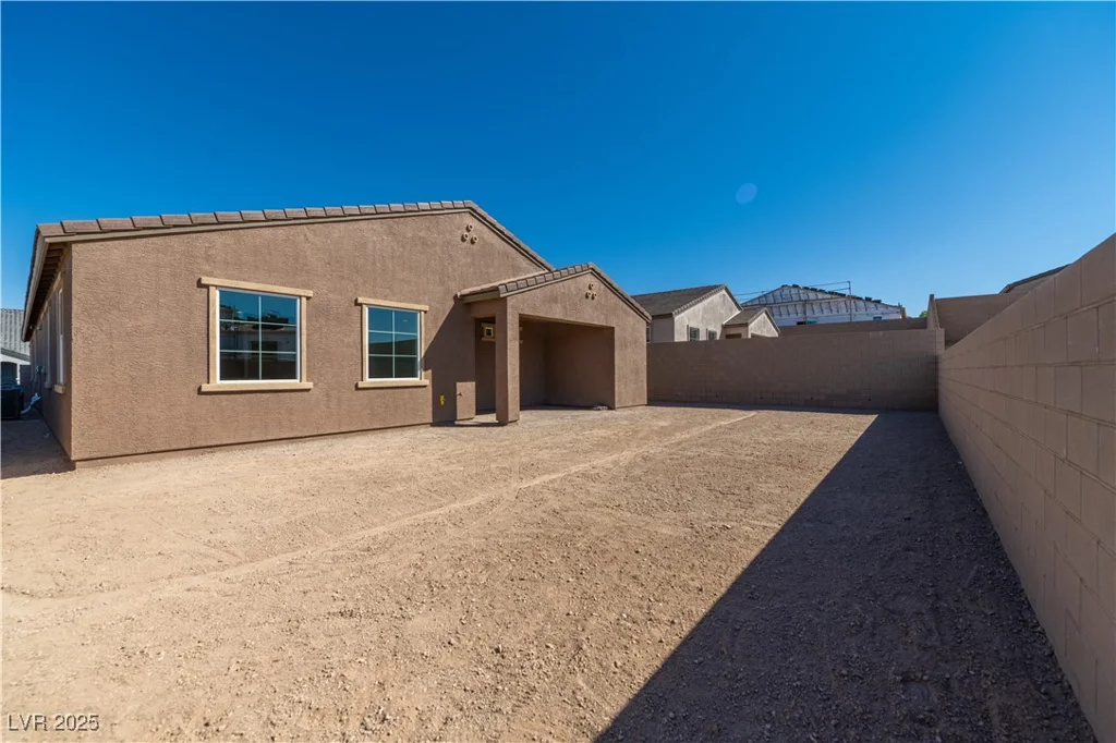 1005 Warsaw, Henderson, NV 89015