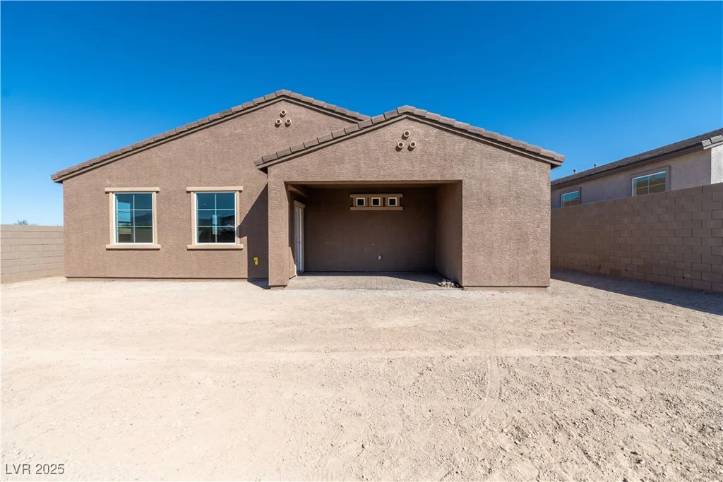 1005 Warsaw, Henderson, NV 89015