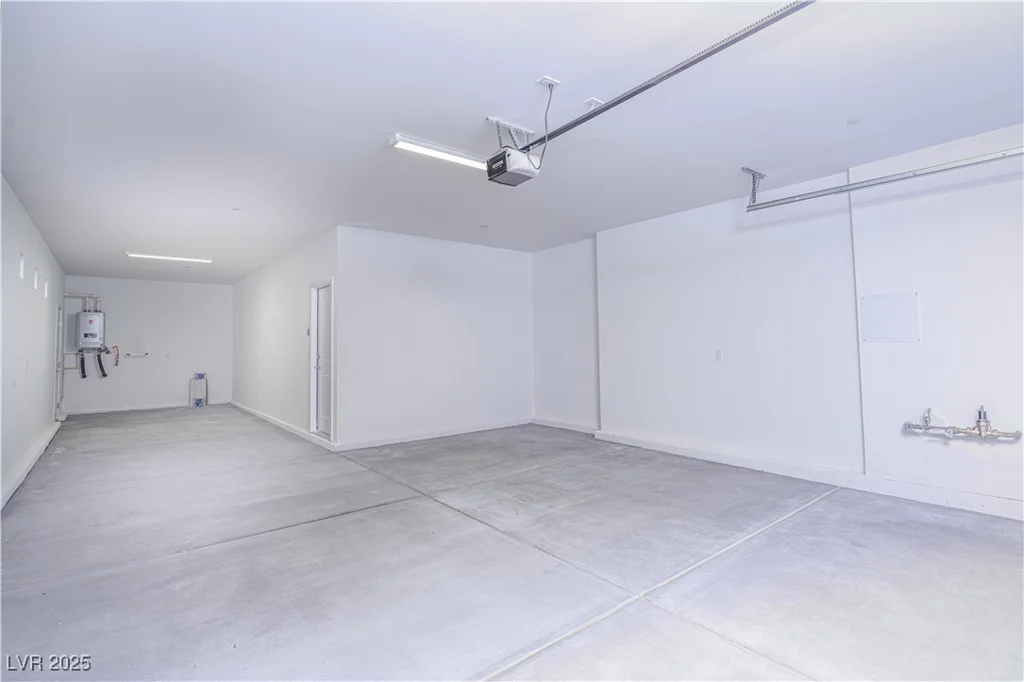 1005 Warsaw, Henderson, NV 89015