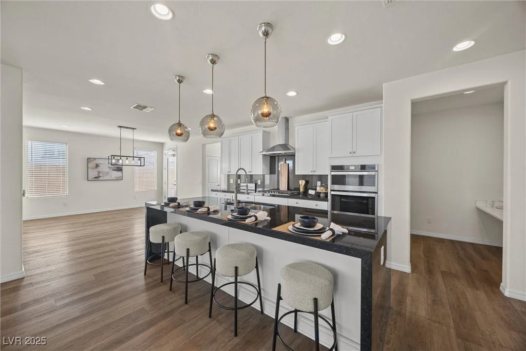 8106 Skye Glen, Las Vegas, NV 89166