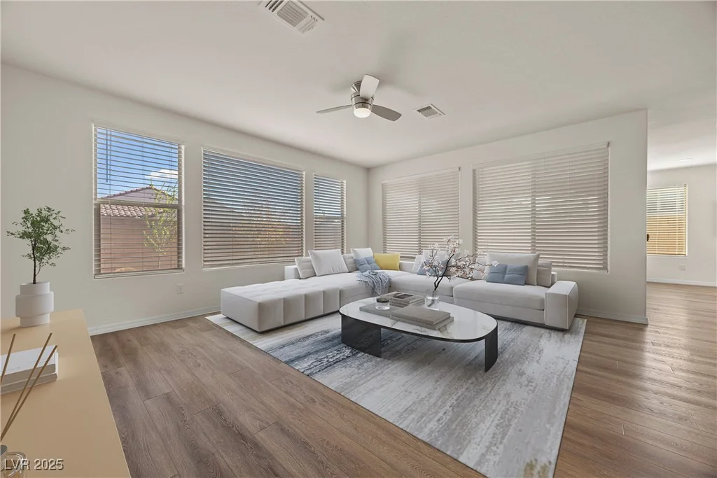 8106 Skye Glen, Las Vegas, NV 89166