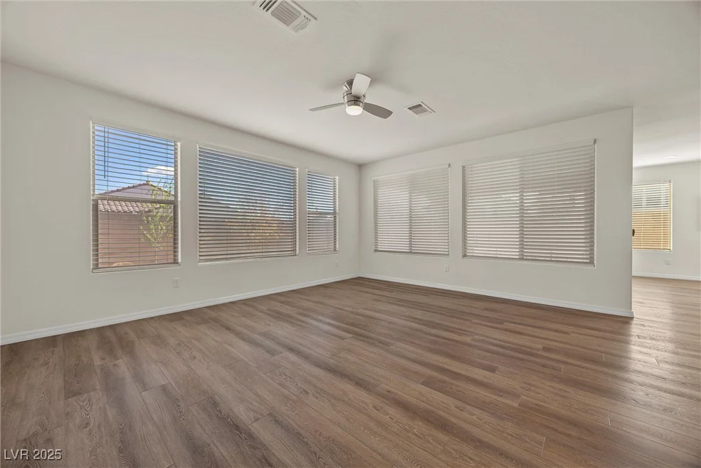 8106 Skye Glen, Las Vegas, NV 89166