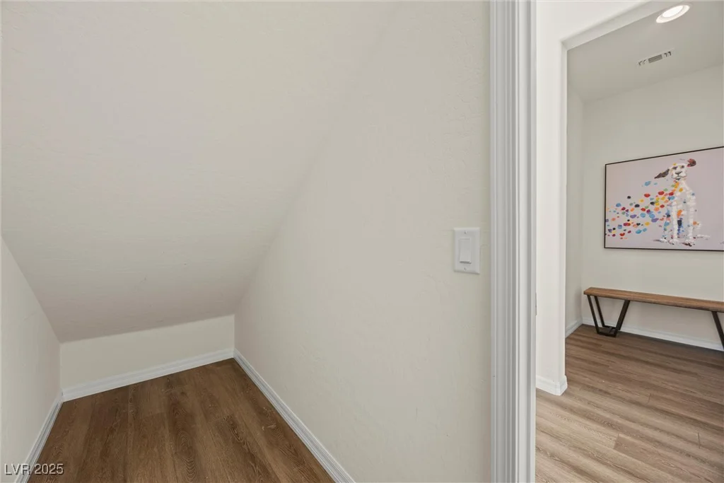 8106 Skye Glen, Las Vegas, NV 89166